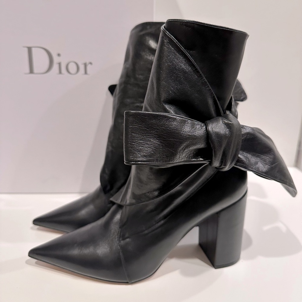 DIOR HUGGY LAMBSKIN BLACK BOOTS Size 39.5 Good Condition - Picture 3 of 7